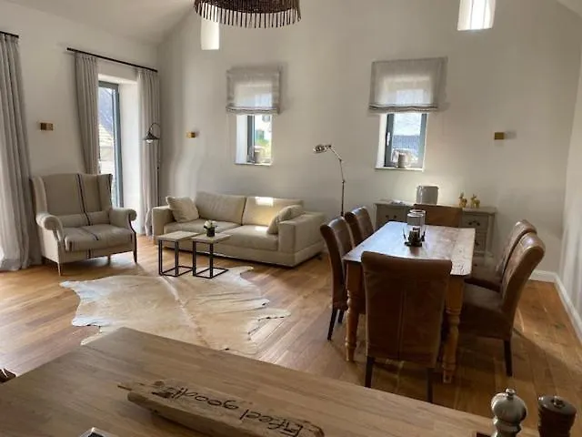 Alte Bürgermeisteramt * Kerpen (Rhineland-Palatinate)